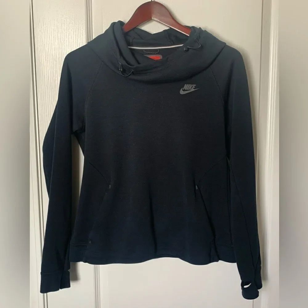 Nike tech fleece Women's Black Hoodie